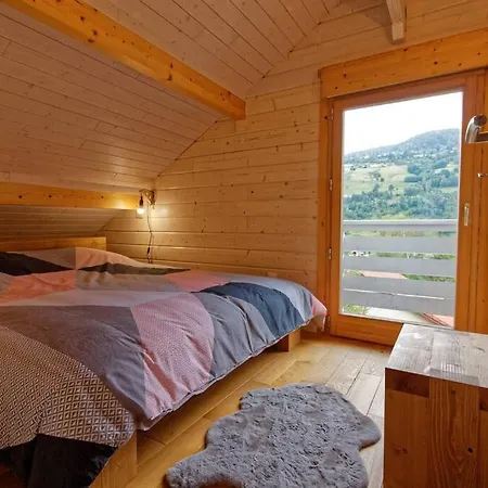 Sauna Jacuzzi 6 Personnes בקתה *