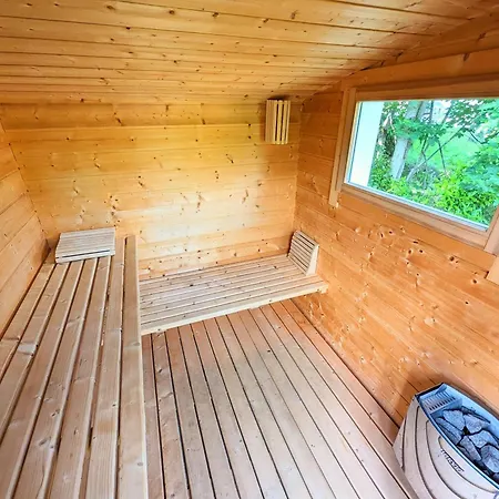 Sauna Jacuzzi 6 Personnes La Bresse