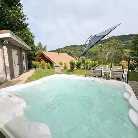 Sauna Jacuzzi 6 Personnes בקתה *