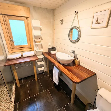 Sauna Jacuzzi 6 Personnes * לה ברסה